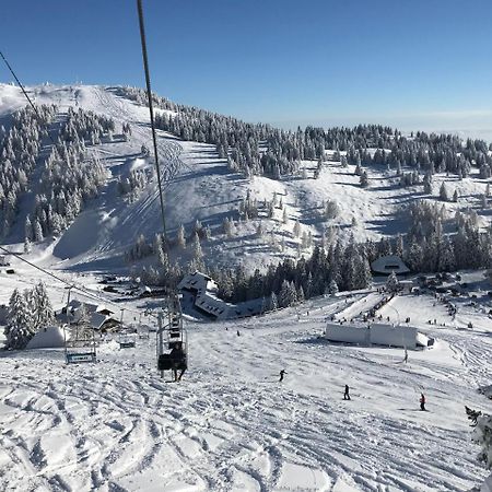 Apartmaji Aurora Ski Krvavec Ambroz Pod Krvavcem Bagian luar foto